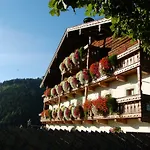 Hinterjetzbachhof *